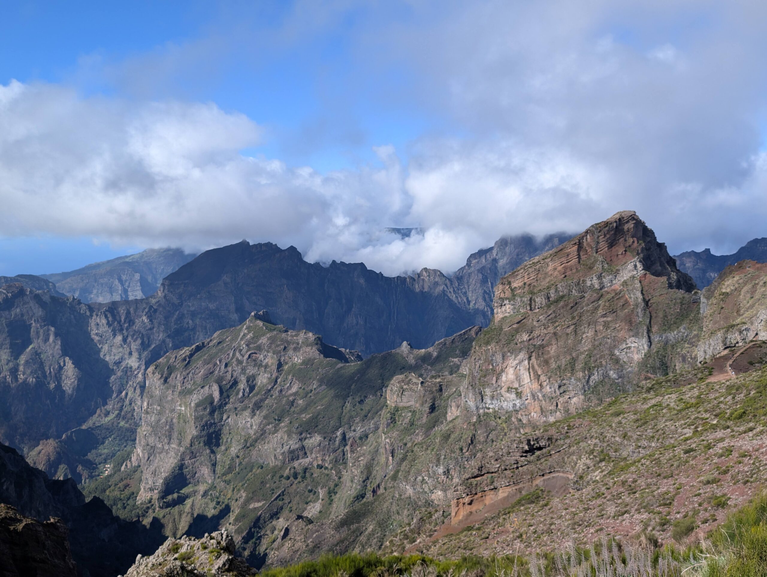 14.11.2024 – Pico del Poiso, Levada da Achada Grande, Levada dos Tornos, Ponta Delgarda